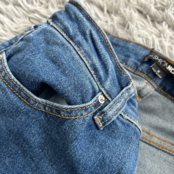 FASHION NOVA WIDE LEG DARK WASH DENIM!! - Picture 4 of 5